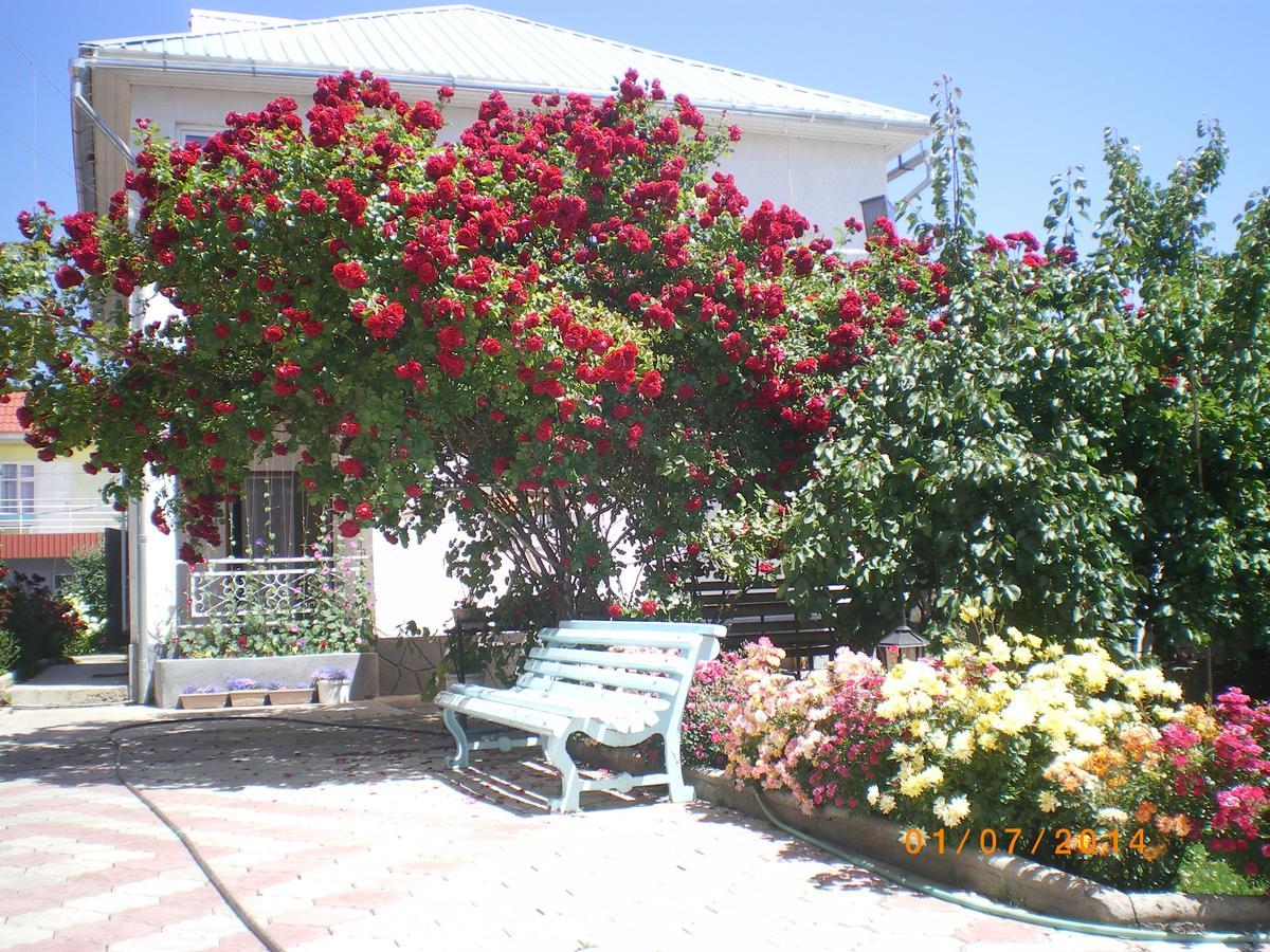 Prestige Guest house Cholpon-Ata Extérieur photo